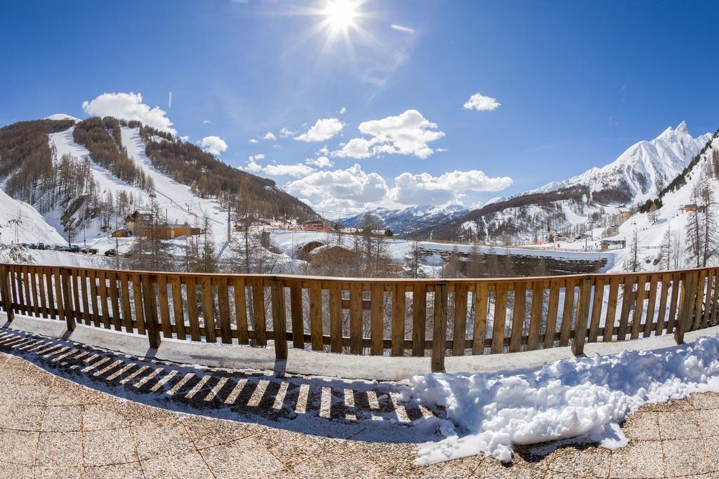 Le Sestriere Hotell Allos Eksteriør bilde